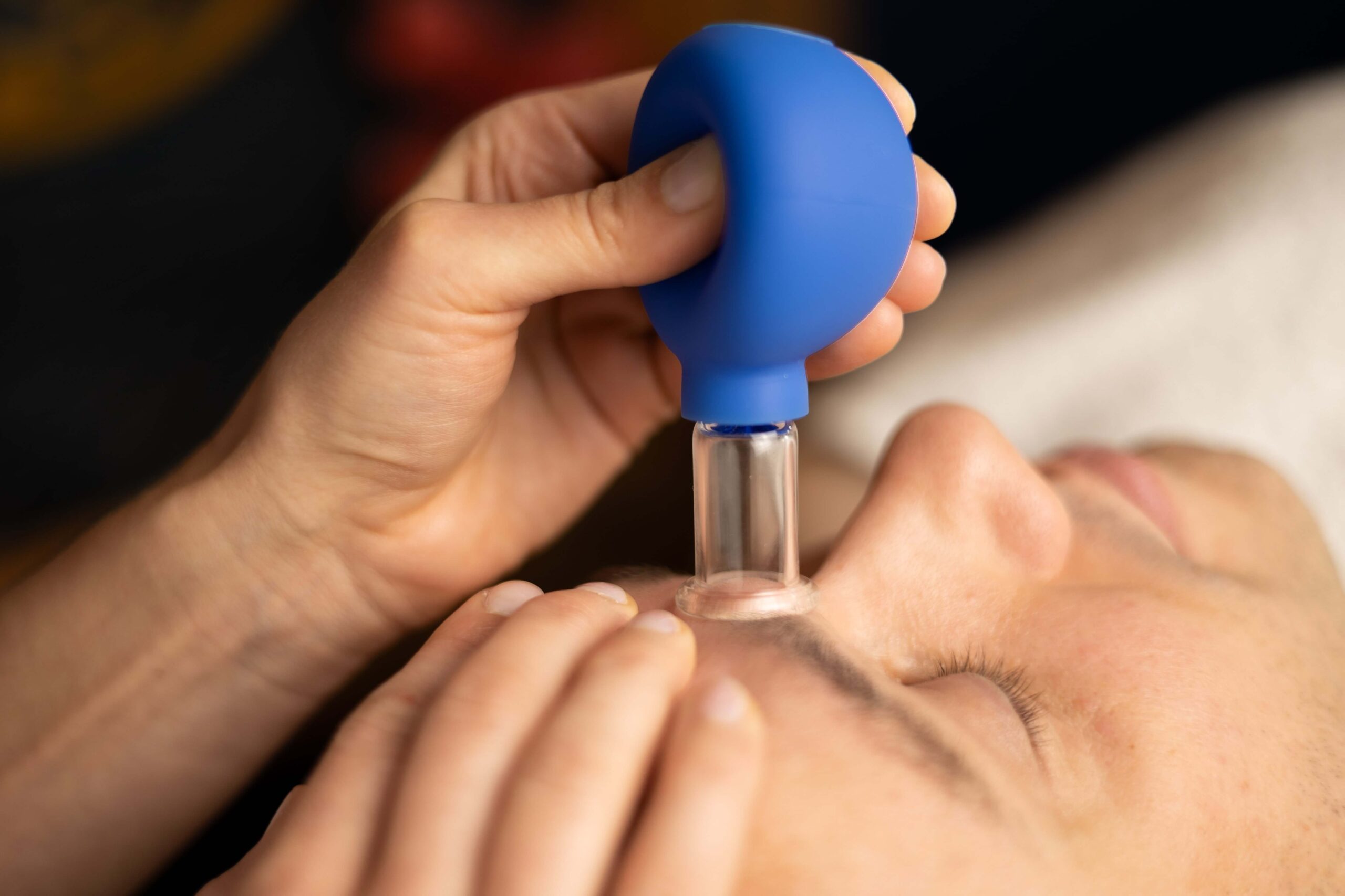 Kurs masażu liftingującego twarzy w szkole masażu Oriental SPA w Jeleniej Górze